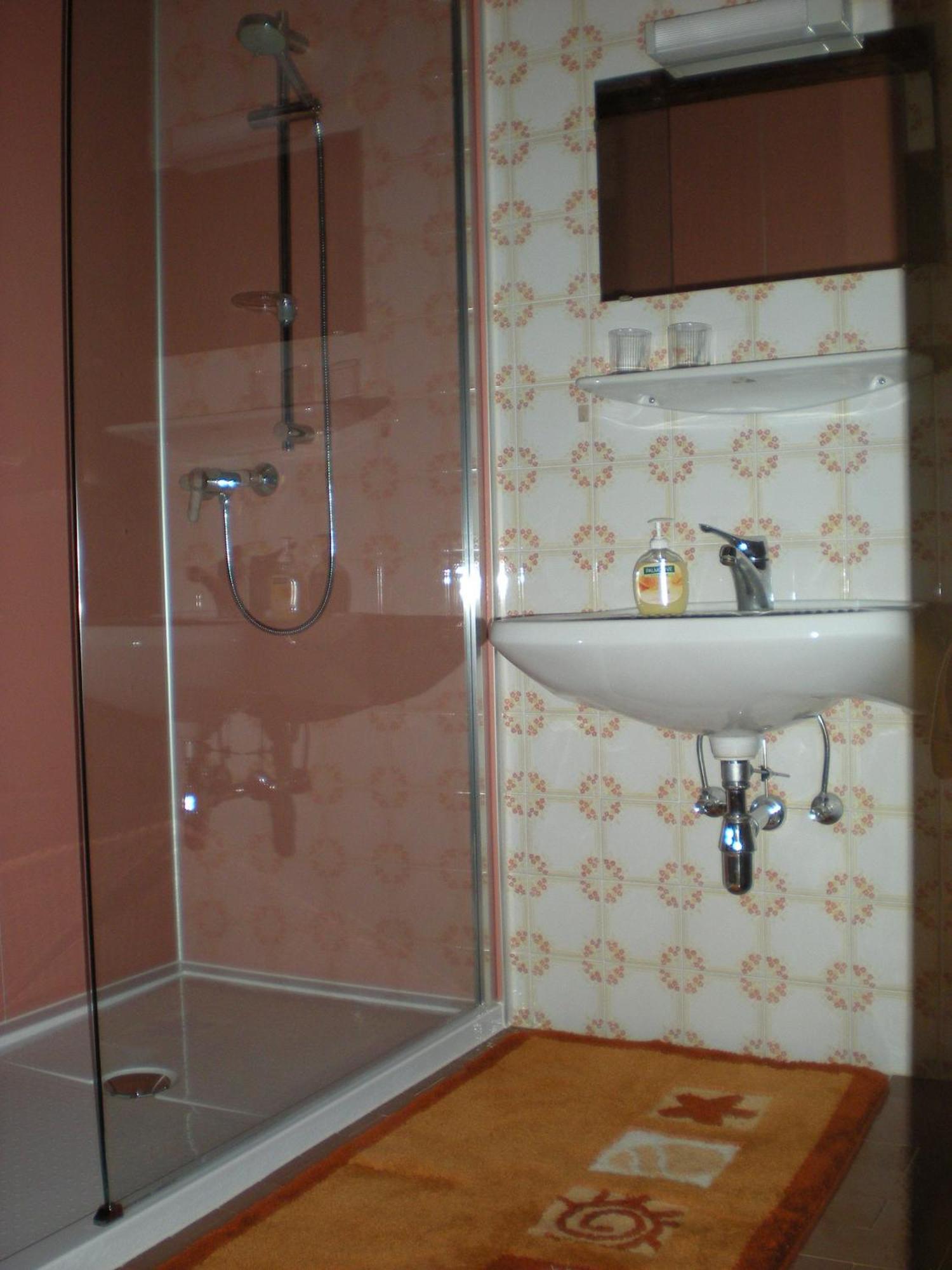 Haus Schwaighofer Apartment นอยเคียร์เชน อัม โกรสเวเนดิเกอร์ ห้อง รูปภาพ
